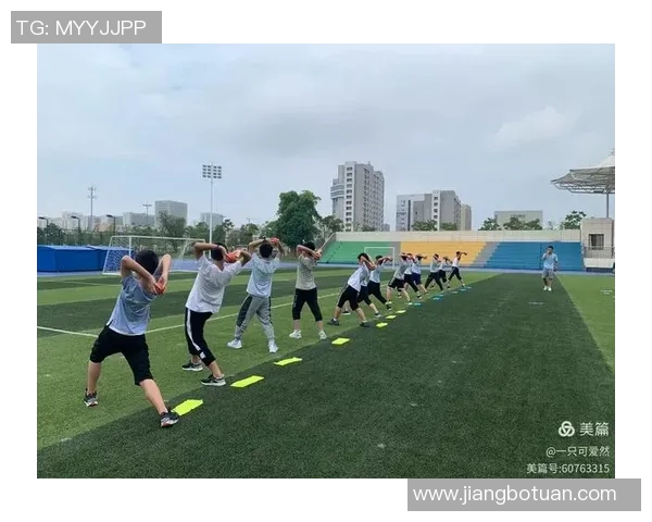 重庆羽毛球队耐力争议引发热议球迷与专家各抒己见探讨训练方法与体能提升