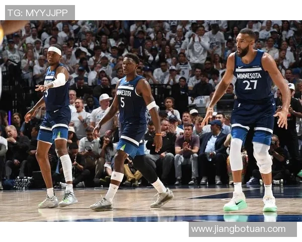 鹈鹕与森林狼对决分析球队状态与战术策略探讨